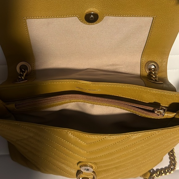 Rebecca Minkoff Edie Flap Shoulder Bag Mint Condition Rare color - Picture 4 of 9